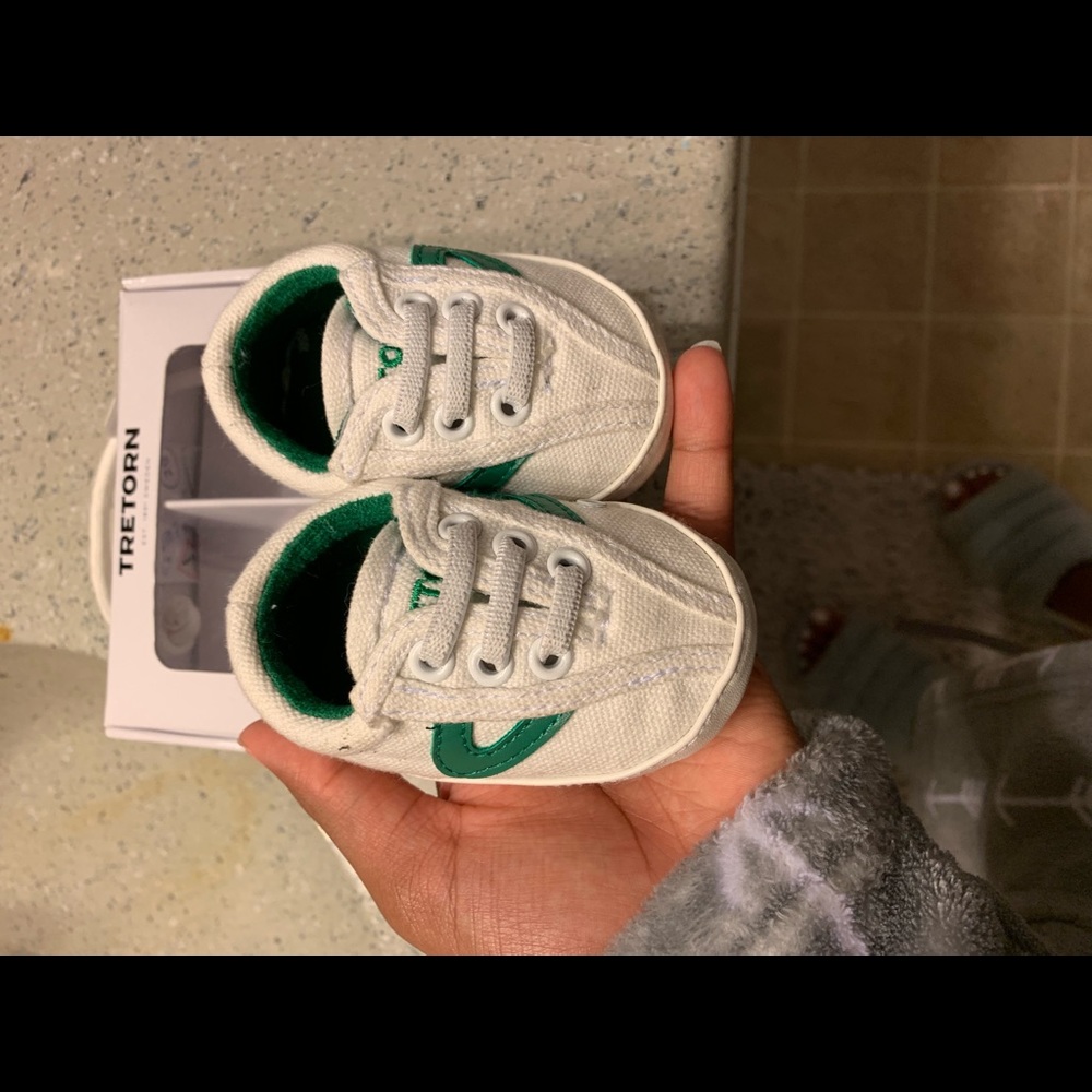 Size 1 baby Tretorn